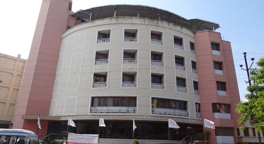 Daspalla Executive Court